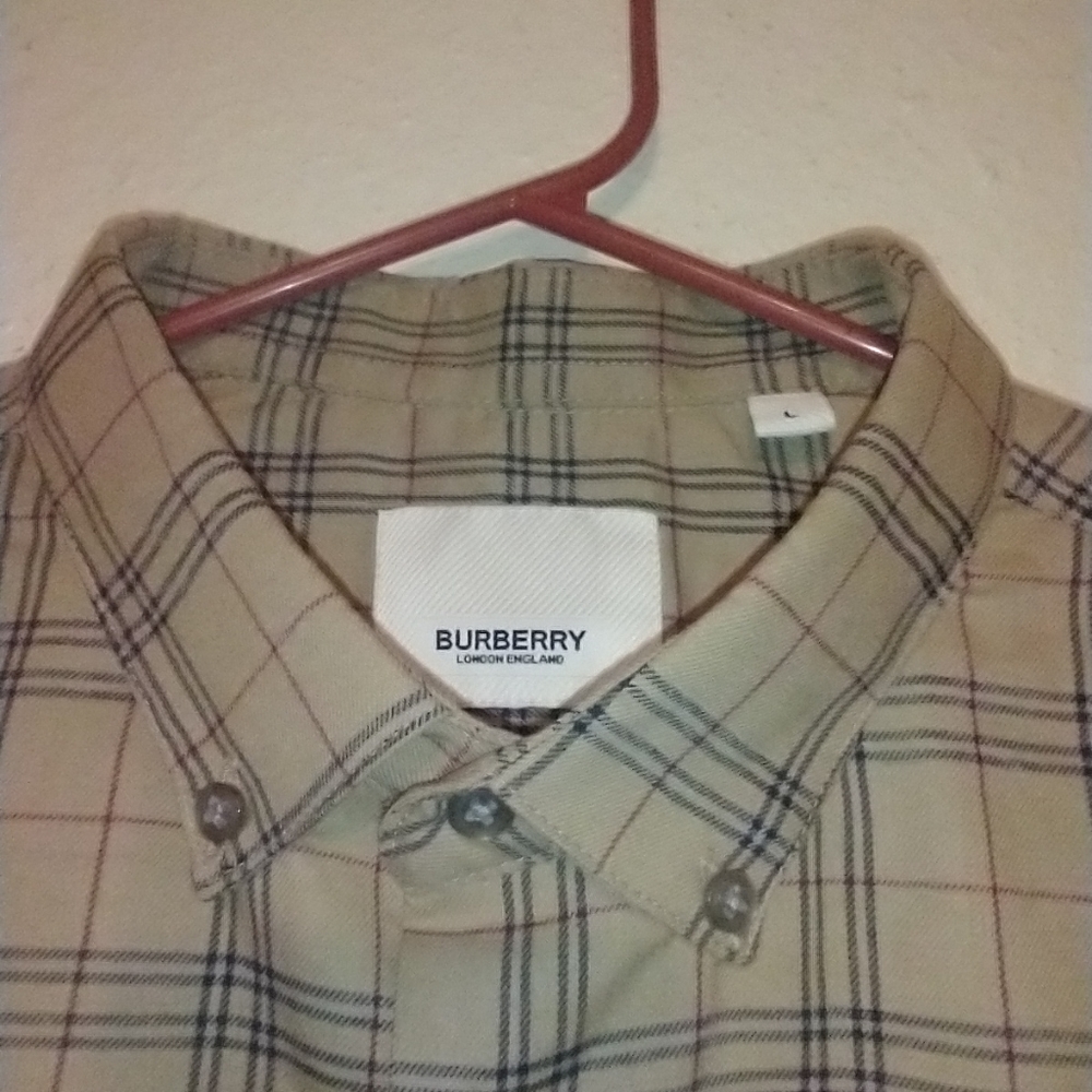 ❤️ BURBERRY - Picture 9 of 9